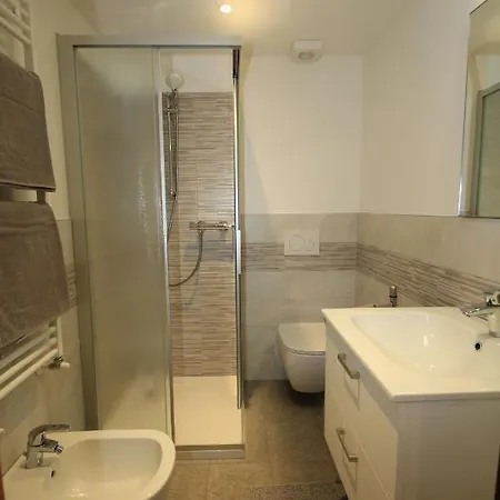 Apartament Anemone *